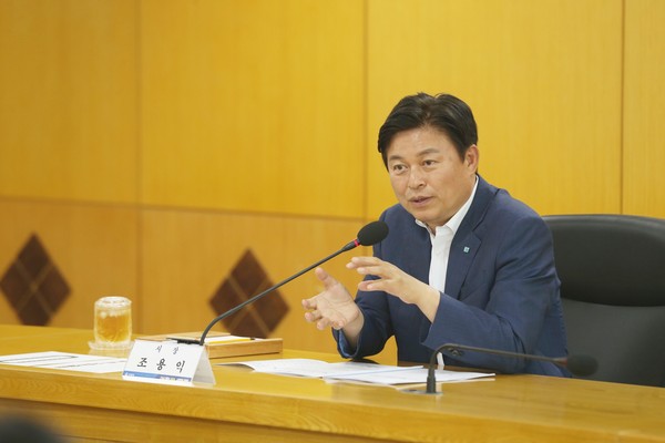 ▲ 통장 회장단 간담회에 참석한 조용익 부천시장.