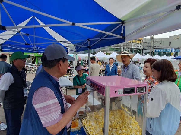 ▲ 주민총회 사전투표 모습.