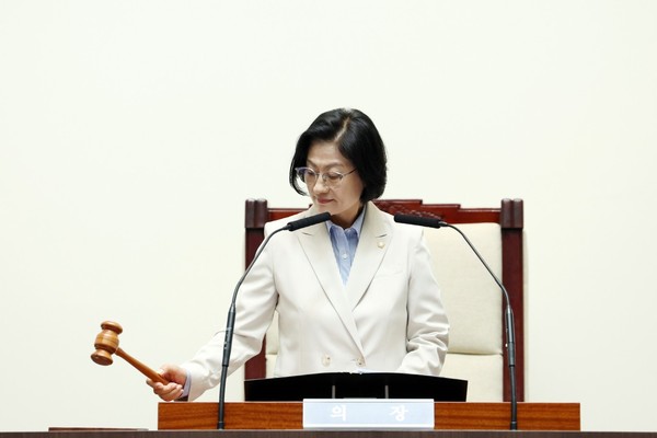 ▲ 주임록 의장.