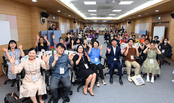 ▲ 부평구 민선 8기 출범 1주년 기념 소통+공감 토론회 개최 모습.