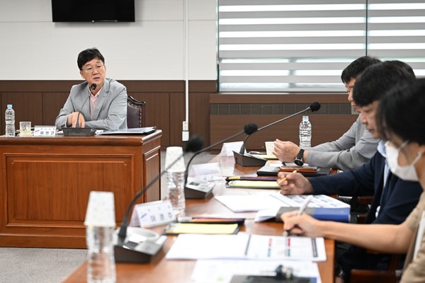 ▲ 안산시 누리목재문화체험장 기본구상 및 타당성 조사 용역 최종보고회 개최 모습.