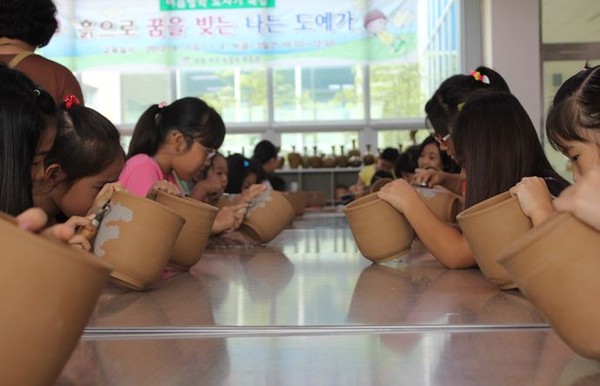 녹청자박물관, 여름방학 맞아 ‘도자기특강’