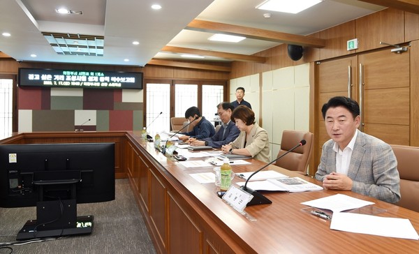 ▲ 의정부시 걷고 싶은 거리 조성사업 디자인 및 실시설계 용역 착수보고회 개최 모습.