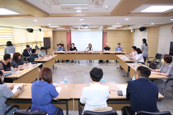 ▲ 장기요양 방문 재가기관 종사자의 처우개선을 위한 간담회 진행 모습.