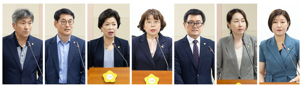 ▲ 왼쪽부터 김영곤·곽노혁·노경숙·방은경·김철수(국힘)·전미숙·김미주 의원이 17일 열린 제1차 상임위원회에서 제안설명을 하고 있다.