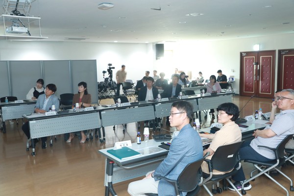 ▲ 만년제 담수면 정비 최종보고회 전경 사진.