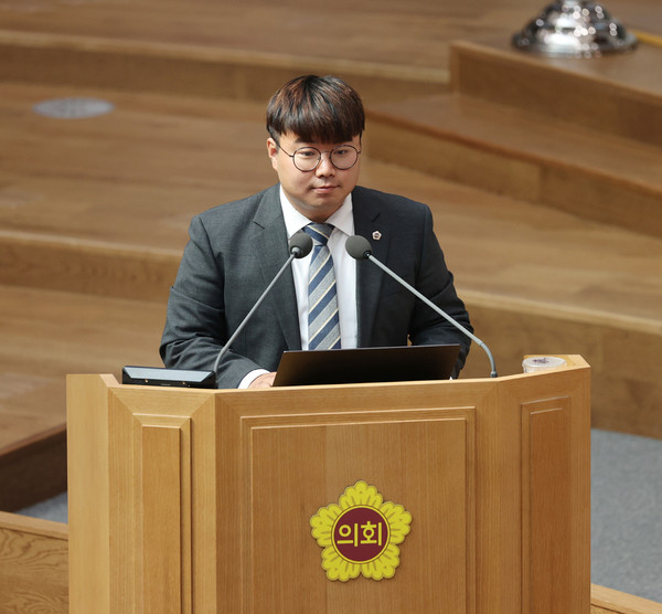 ▲ 유호준 도의원.