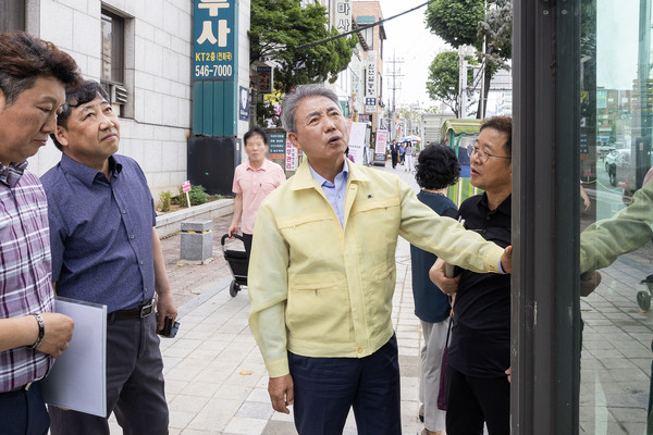 ▲ 윤환 계양구청장이 태풍 카눈 북상 사전 대비를 실시했다.