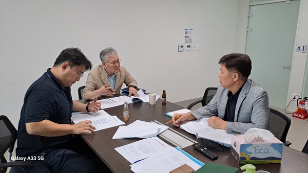 ▲ 홍원길 의원, 소공인과 뿌리산업 활성화로 지역불균형 해소 관련 정담회 개최 모습.