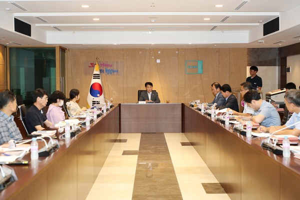 ▲ 군포지구단위계획 재정비 용역 착수회 개최 모습.