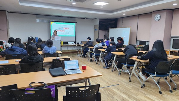 ▲ 디성센터 교육 사진.