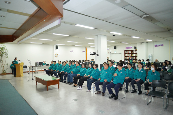 ▲ 을지훈련 격려물품 전달 모습.