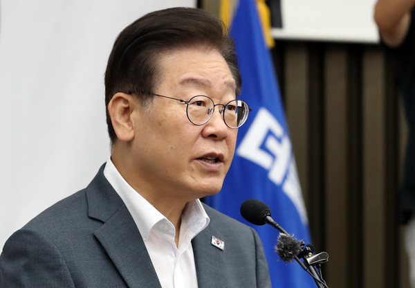▲ 긴급의원총회 발언하는 이재명 대표. /뉴시스