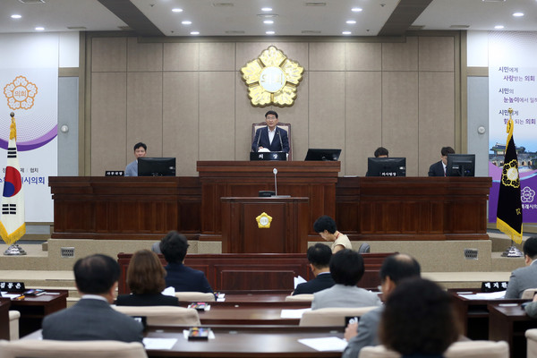 ▲ 제377회 임시회 개의 모습.