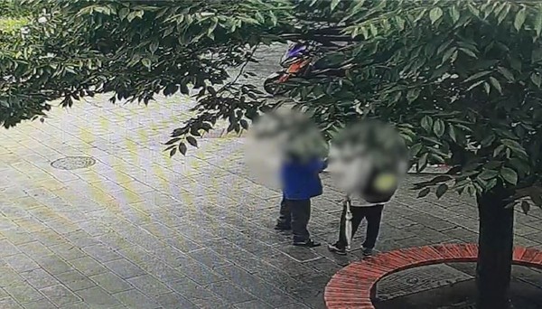 ▲ 1차 수거책 피해금 편취장면.