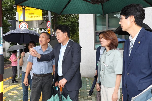 군포 재궁동 이동시장실