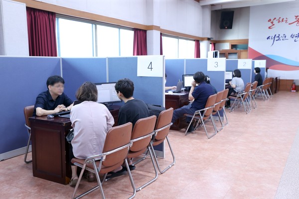 ▲ 지난 8월 26~27일 진행한 수시대비 입시컨설팅 사진.