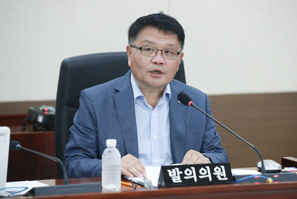 ▲ 신동섭 의원.
