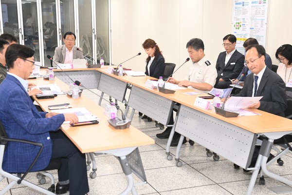 ▲ 이현재 하남시장이 하남시민의 날 기념식 및 체육대회 안전관리계획 심의를 진행하고 있다.