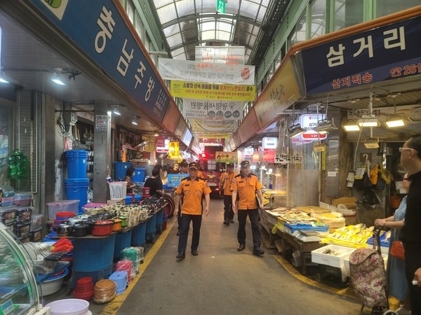 ▲ 한가위 대명절 전통시장 화재안전컨설팅 현장.
