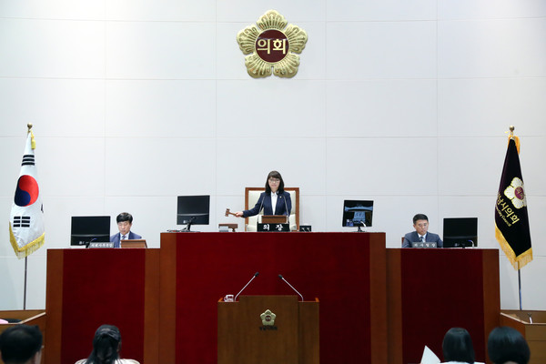▲ 성남시의회 본회의 전경.