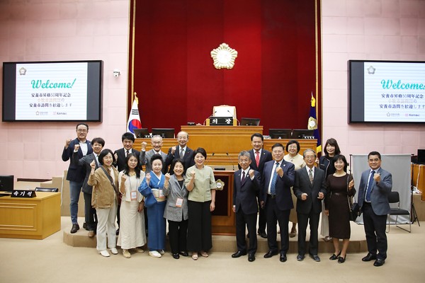 ▲ 국제자매도시 방문 기념촬영 모습.