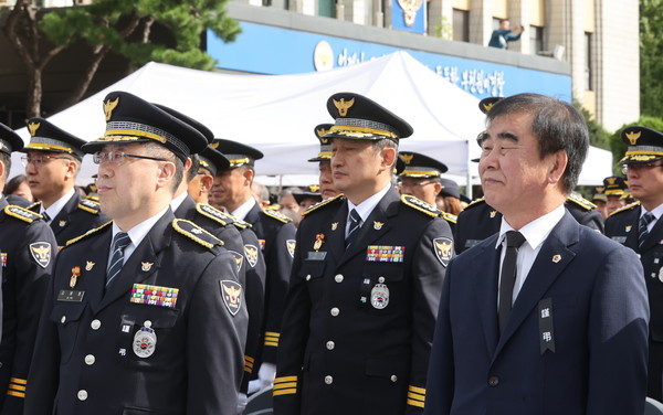 ▲ 염종현 의장, 7일 부천원미경찰서 순직 경찰관 영결식 참석 현장.