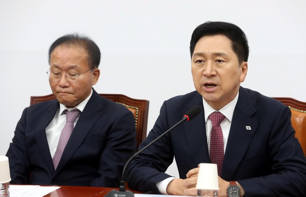 ▲ 김기현 국민의힘 대표가 12일 오전 서울 여의도 국회에서 열린 국민의힘 최고위원회의에서 발언하고 있다. /뉴시스