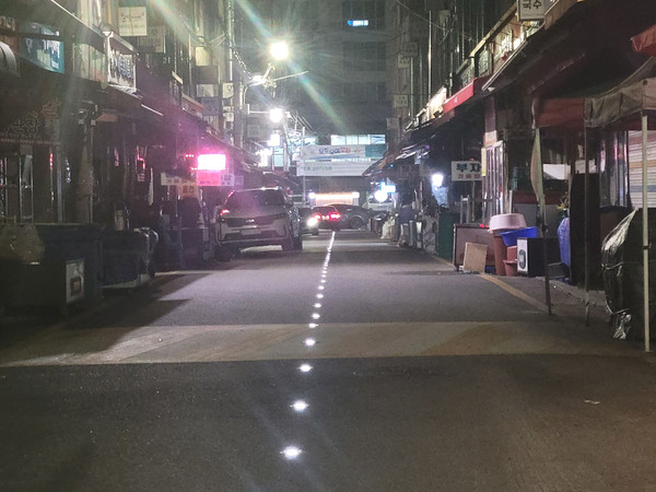 ▲ 여성안심귀갓길 도로표지병.