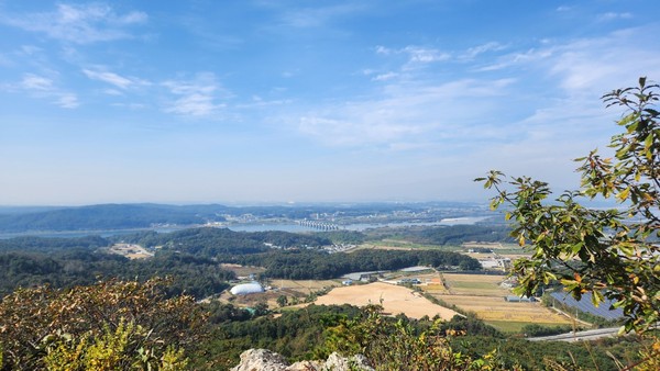 싸리산 정상 풍경