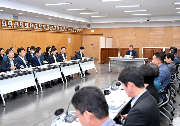▲ 파주시 수도권광역급행철도-A 개통대비 확대간부회의 개최 모습.