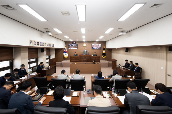 ▲ 제228회 임시회 2차 본회의 전경.