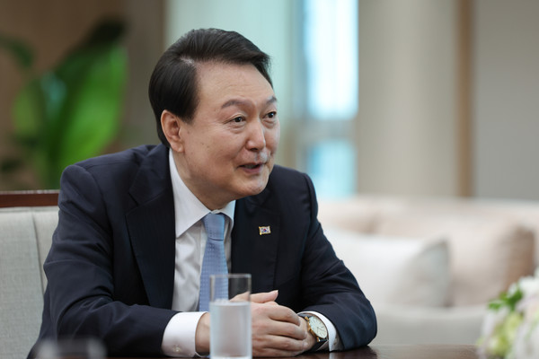 ▲ 워싱턴포스트와 인터뷰하는 윤석열 대통령. /뉴시스