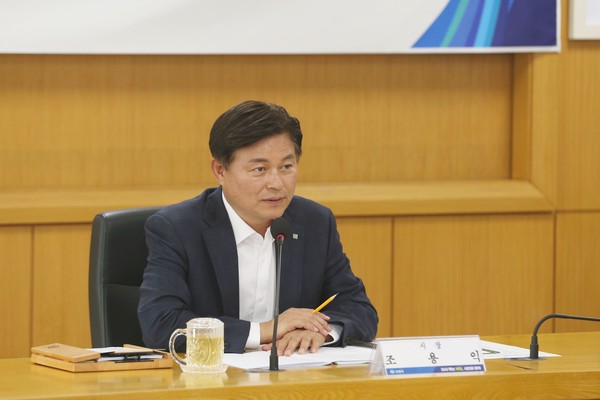 ▲ 조용익 부천시장이 구·동 개청 진행 상황 보고회를 주재하고 있다.