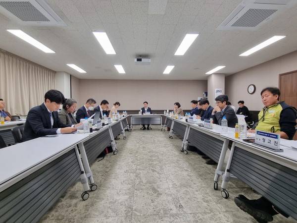 ▲ 경기도의료원 6개 병원 운영정상화 TF 위원회, 제8차 회의 모습.