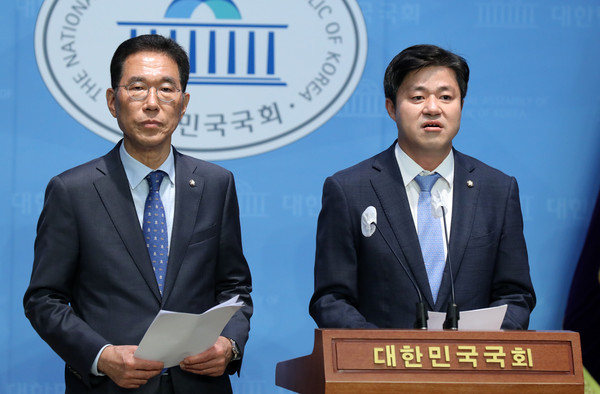 ▲ 박상혁-김주영, 김포 서울 편입 관련 입장발표 기자회견. /뉴시스