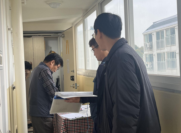 ▲ 공공임대주택 거주실태조사 진행 모습.