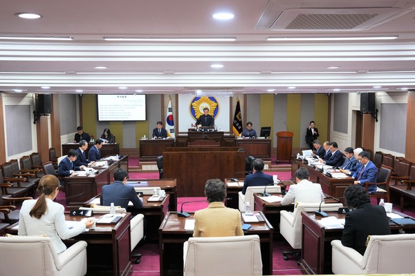 ▲ 포천시의회 제174회 임시회 폐회.
