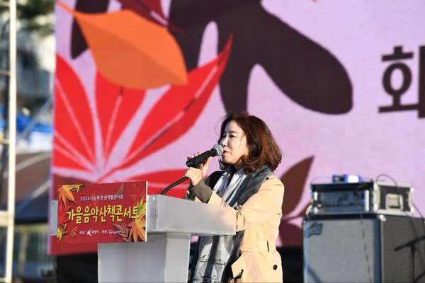 ▲ 축사하는 화성시의회 김경희 의장.