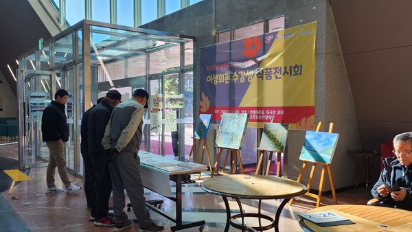 ▲ 여성회관 ‘2023년 수강생 작품전시회’ 현장.