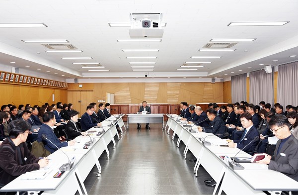▲ 파주시 2024년 주요업무계획 보고회 개최 모습.