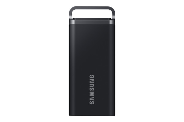 ▲ 삼성전자가 콤팩트한 크기에 업계 최대 수준 8TB 용량을 구현한 포터블 SSD 신제품 'T5 EVO'를 출시했다.