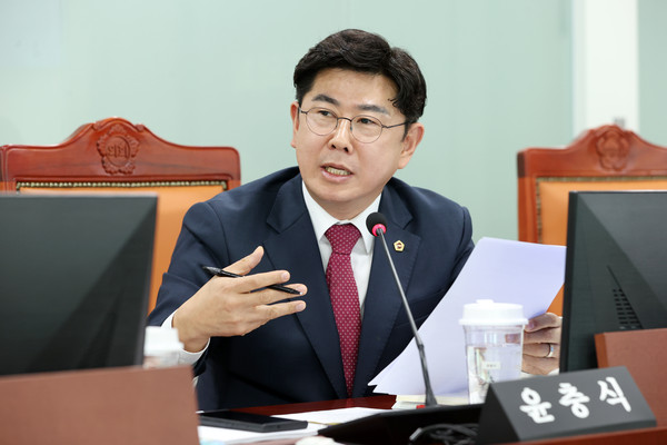 ▲ 윤충식 의원.