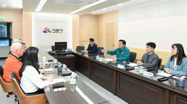 ▲ 시흥시 법인택시 3사 간담회 개최 모습.