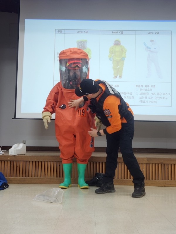 ▲ 구리시 생물테러 대비 초동대응 소규모 훈련 실시 모습.