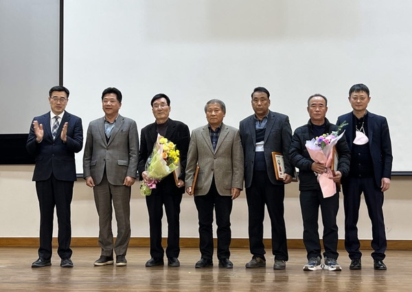 ▲ 평택시 슈퍼오닝 쌀 생산단지 종합 평가회 개최 모습.