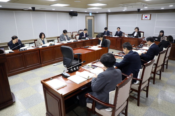 ▲ 기획경제위원회 안건심사 모습.