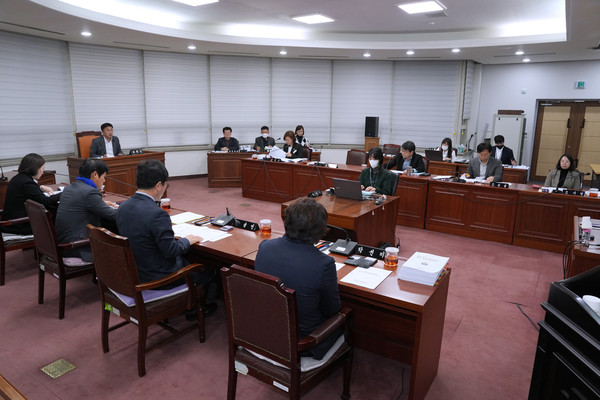 ▲ 하남시의회 예산결산특별위원회, 12월 14일 2024년도 본예산 관련 종합심사.