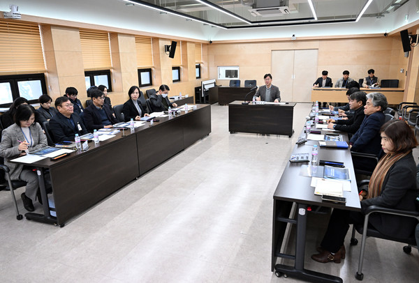 ▲ 안산시 3기 신도시 복합화시설 타당성 수립용역 최종보고회 개최 모습.