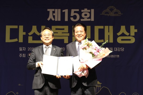▲ 고기동 행안부 차관(좌)과 최대호 안양시장(우).